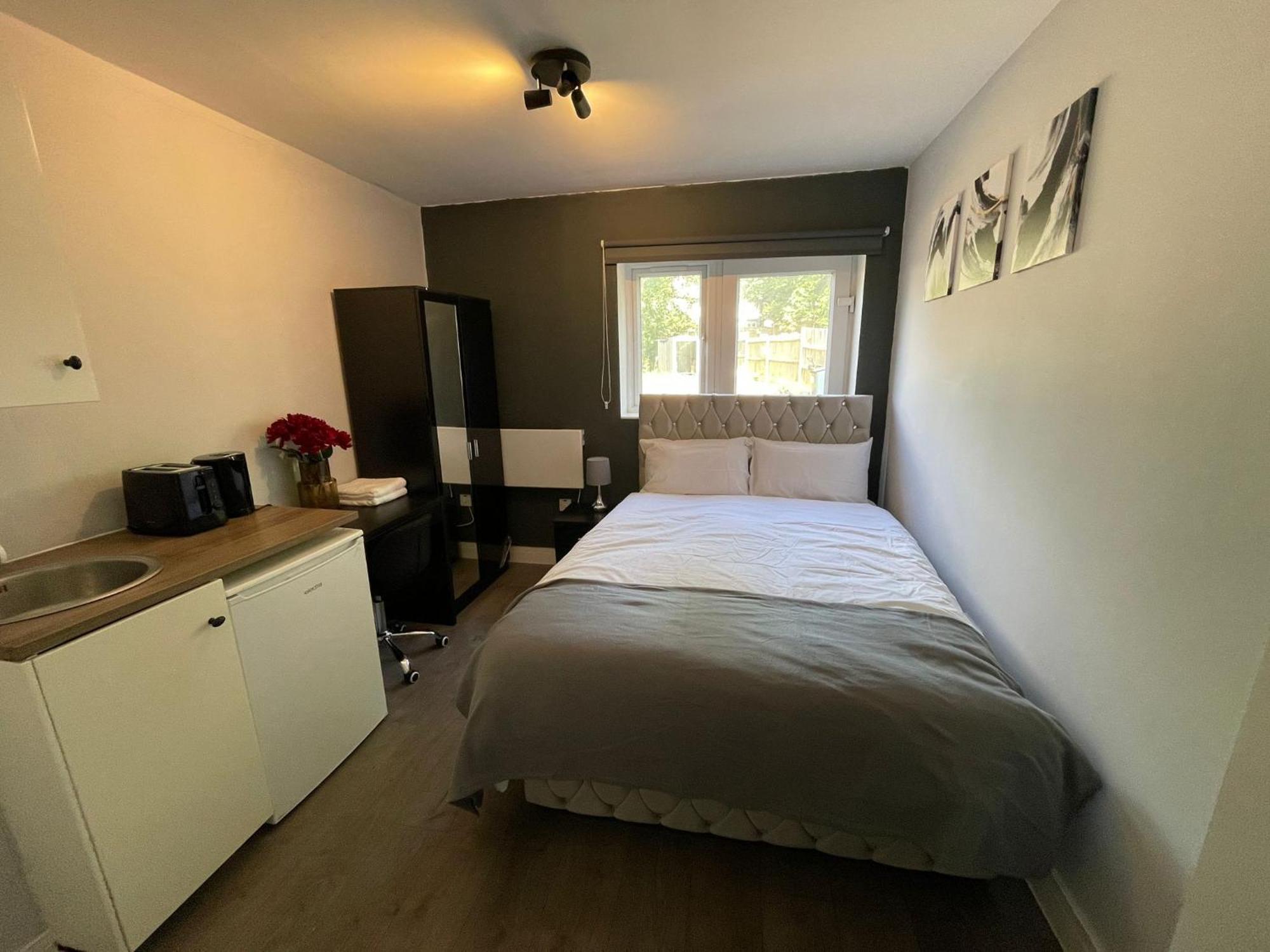Letzi Premium Cozy Retreat Private En-Suite Rooms, Wembley Londres Extérieur photo