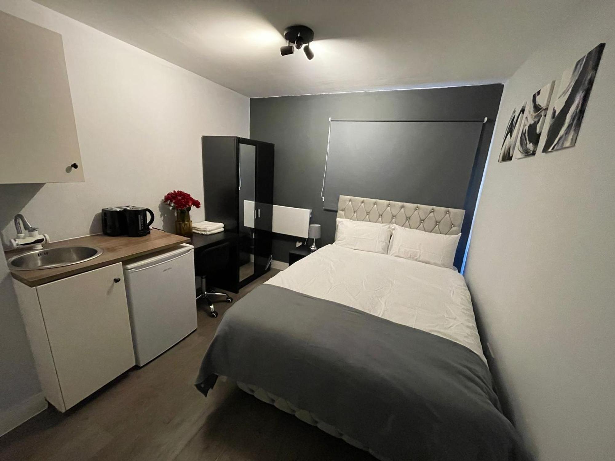 Letzi Premium Cozy Retreat Private En-Suite Rooms, Wembley Londres Extérieur photo