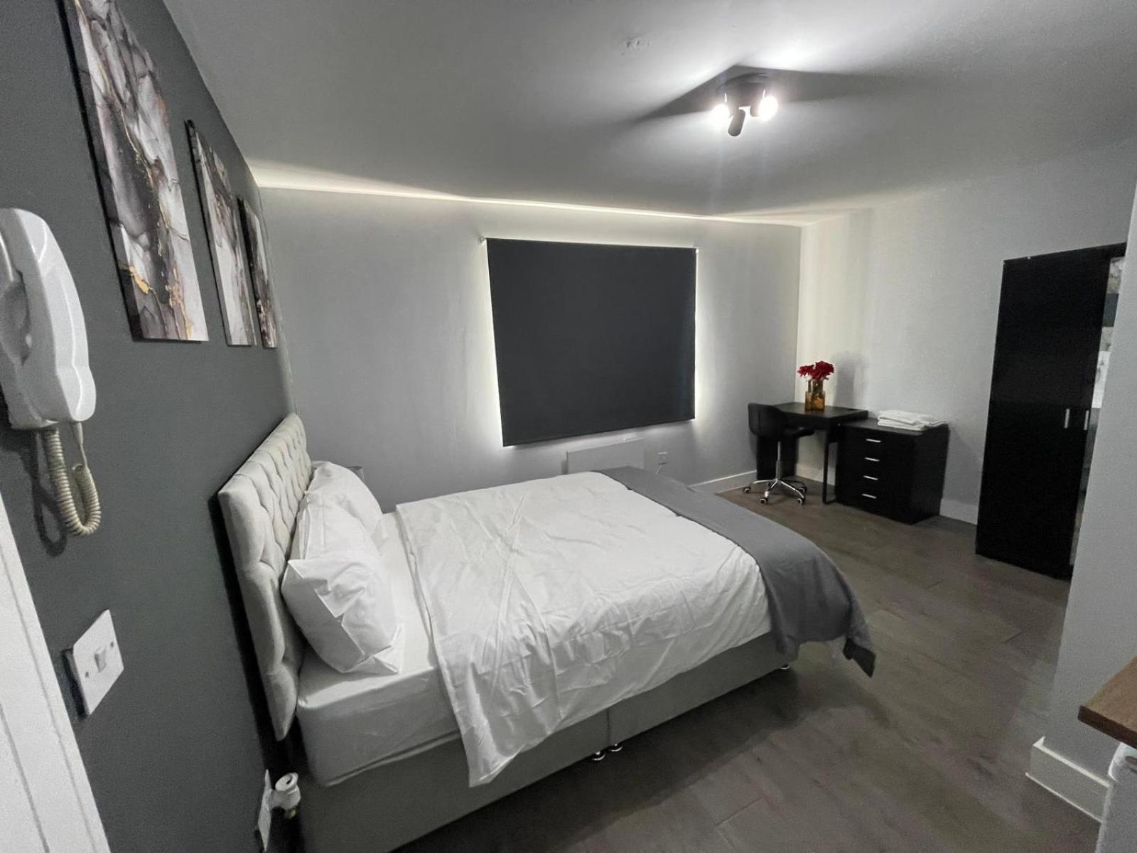 Letzi Premium Cozy Retreat Private En-Suite Rooms, Wembley Londres Extérieur photo